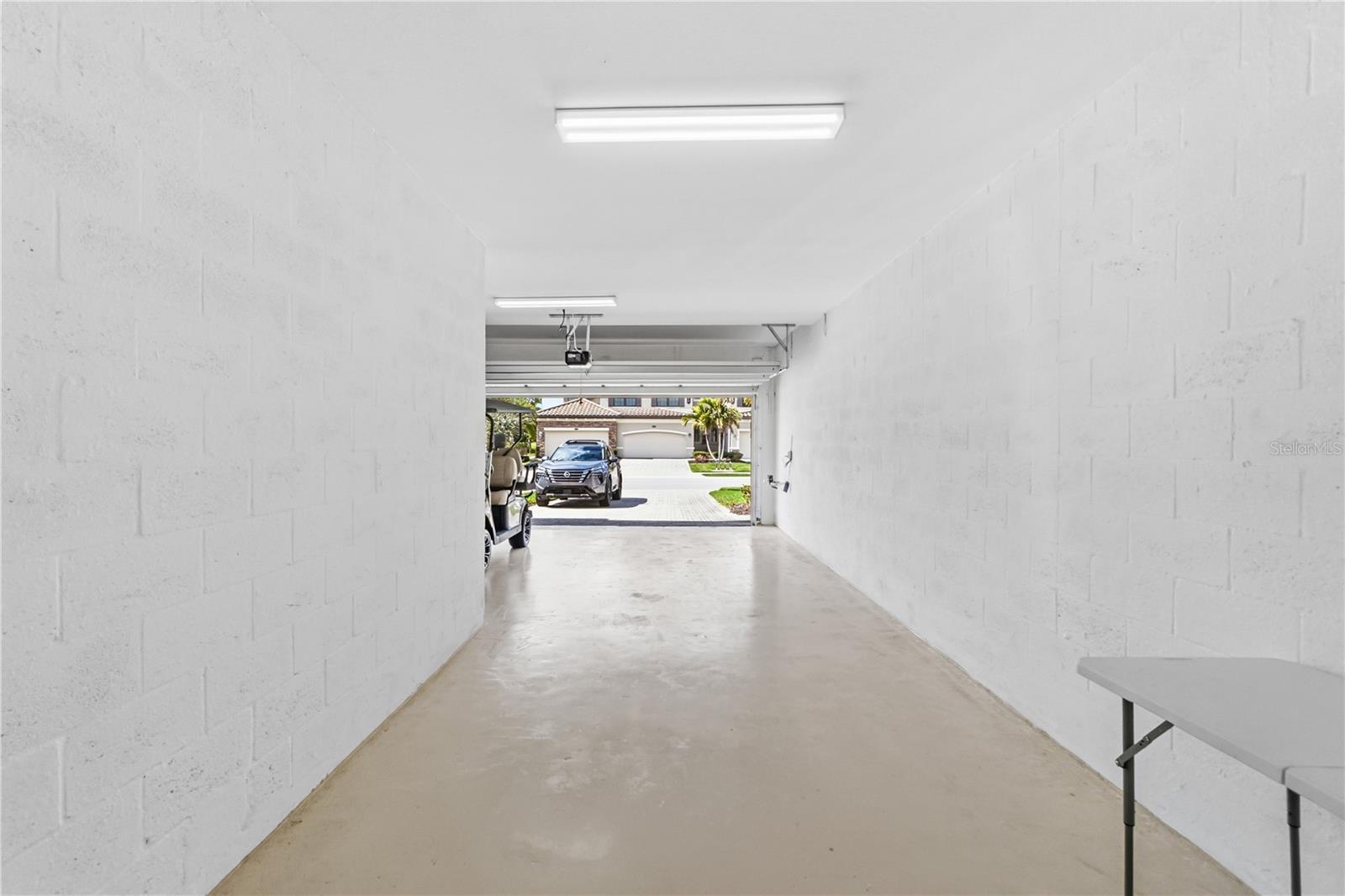 COACH HOMES IV AT LAKEWOOD NATIONAL - Residential