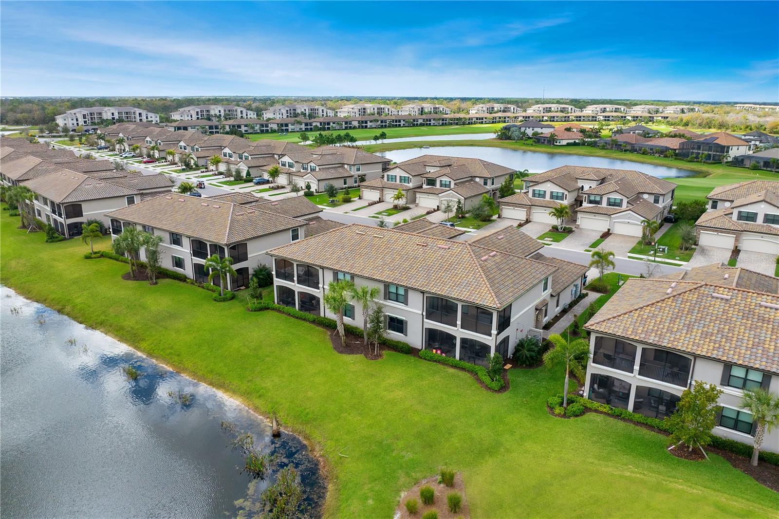 COACH HOMES IV AT LAKEWOOD NATIONAL - Residential