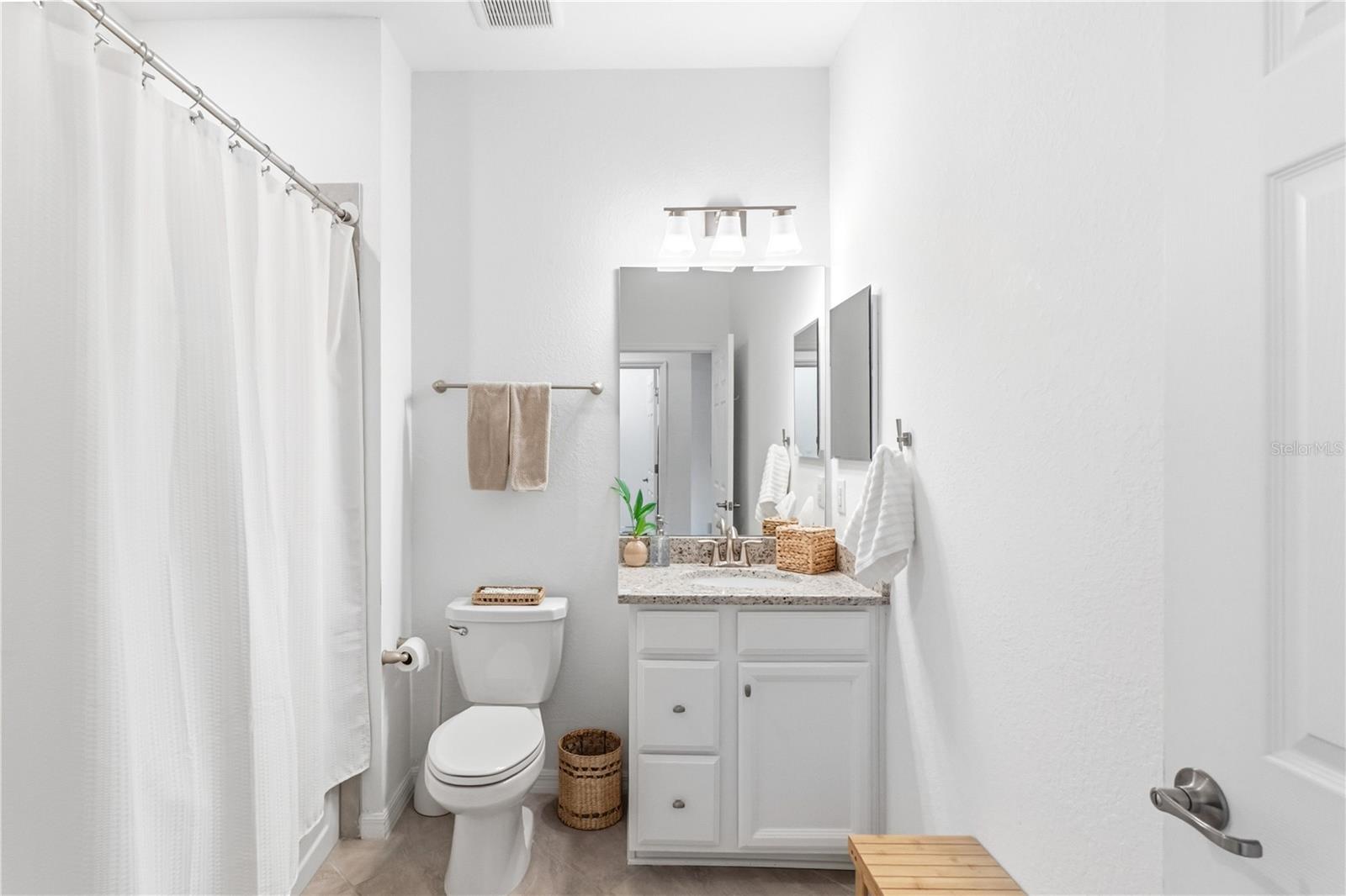 COACH HOMES IV AT LAKEWOOD NATIONAL - Residential