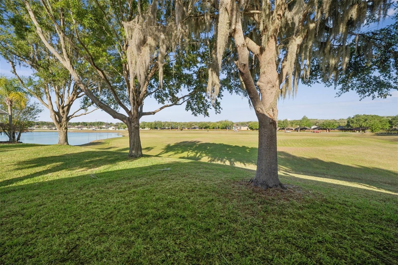 ROYAL HARBOR PH 04 - Residential