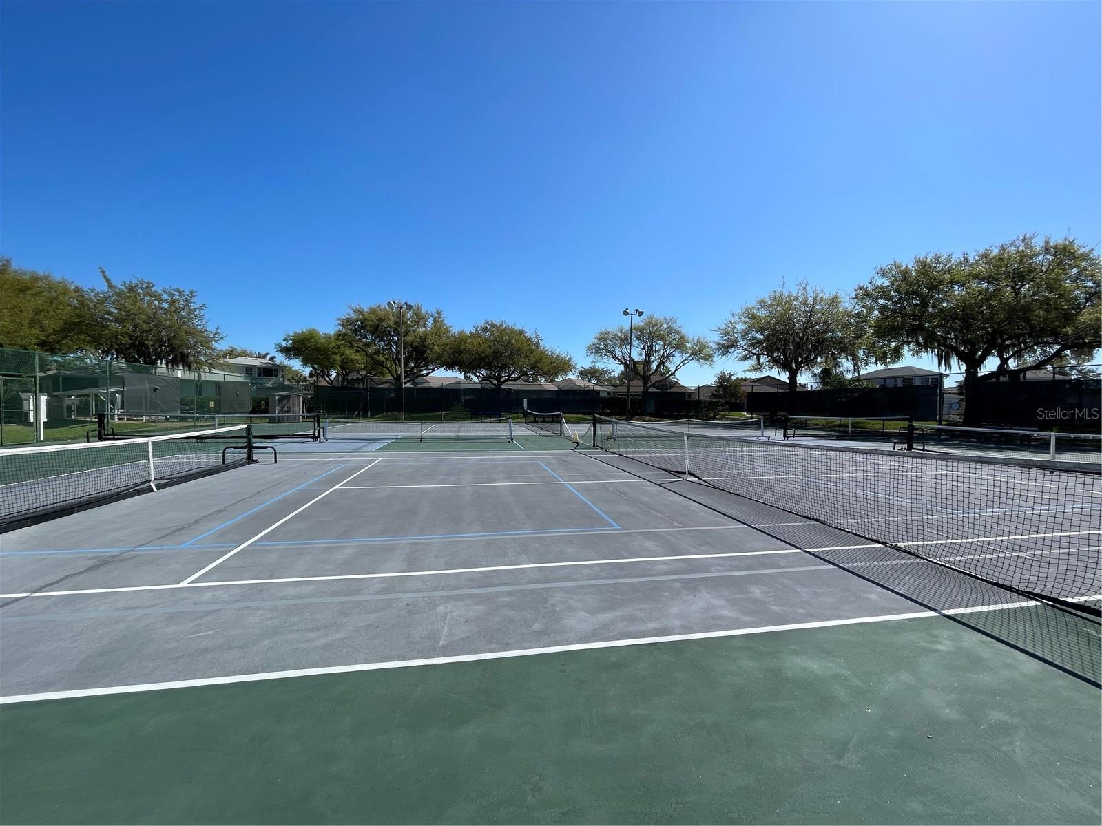 ROYAL HARBOR PH 04 - Residential