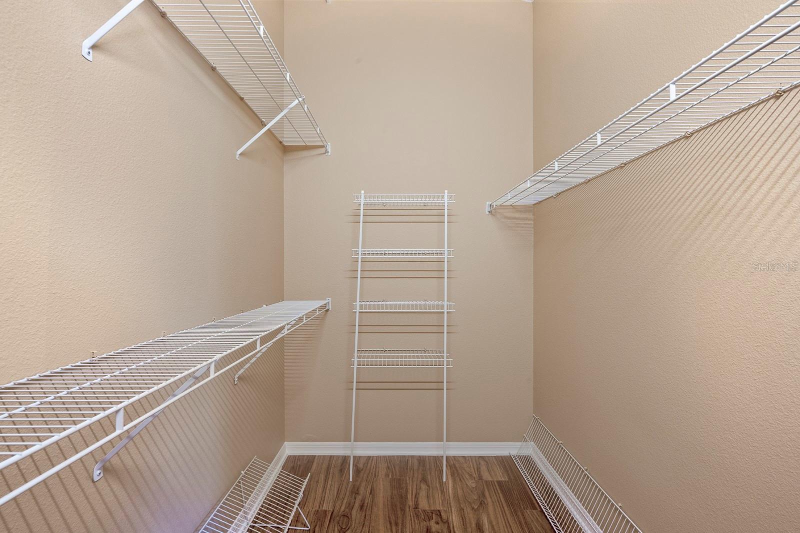 TWIN RIVERS SEC 6 - Residential