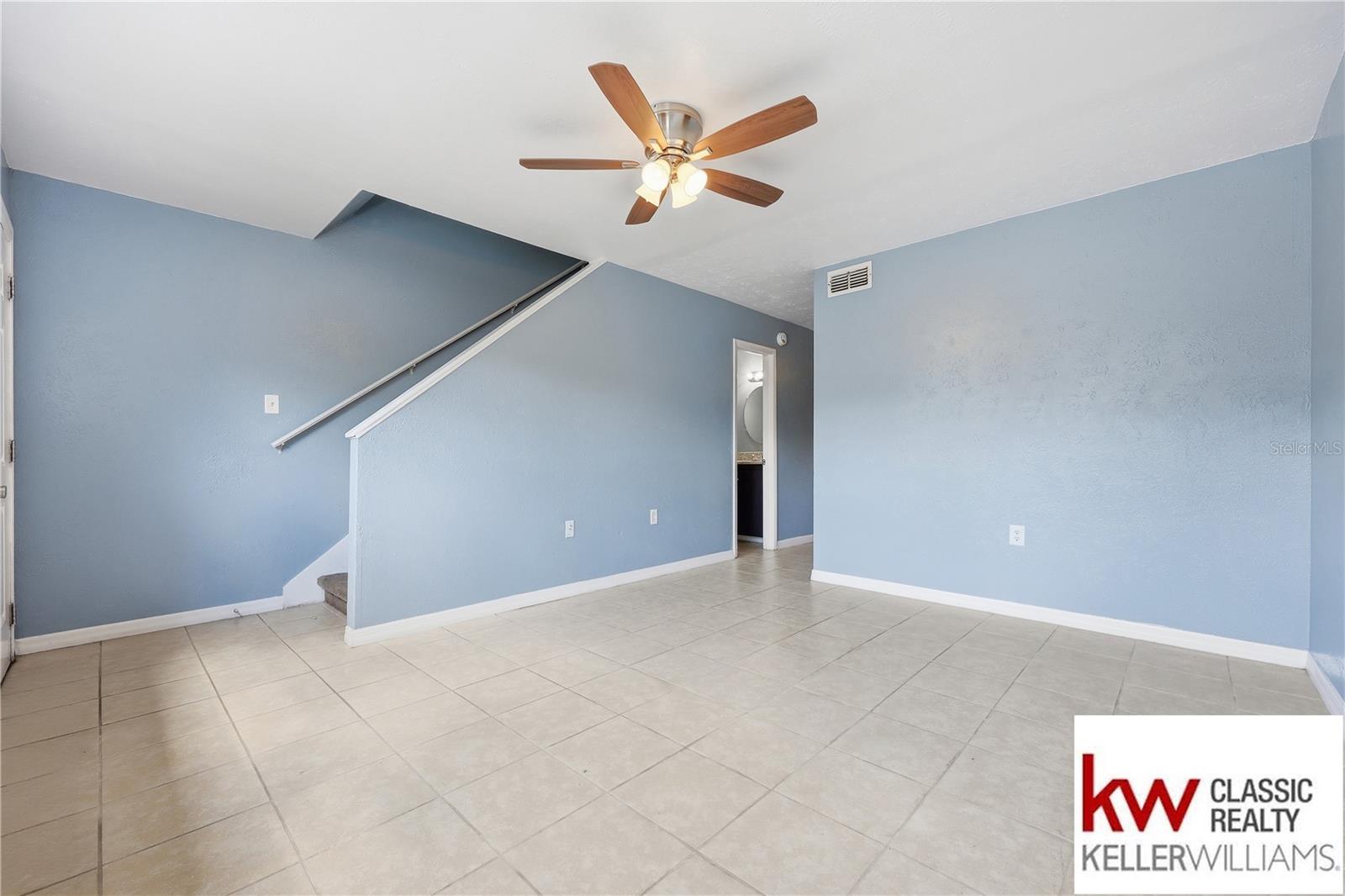 VILLAGE CONDO - Residential Lease