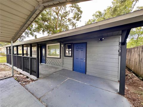 8108 EL PORTAL DRIVE TAMPA FL 33604
