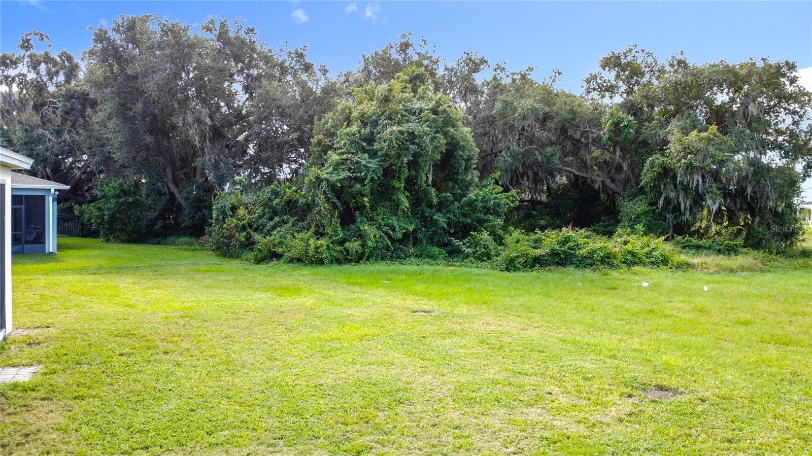 LIVE OAK LAKE PH 1 - Residential Lease