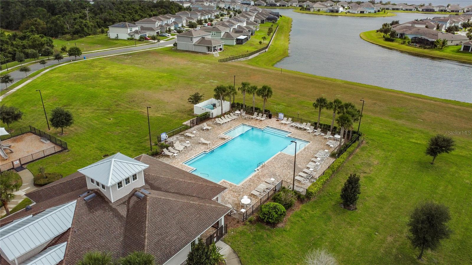 LIVE OAK LAKE PH 1 - Residential Lease