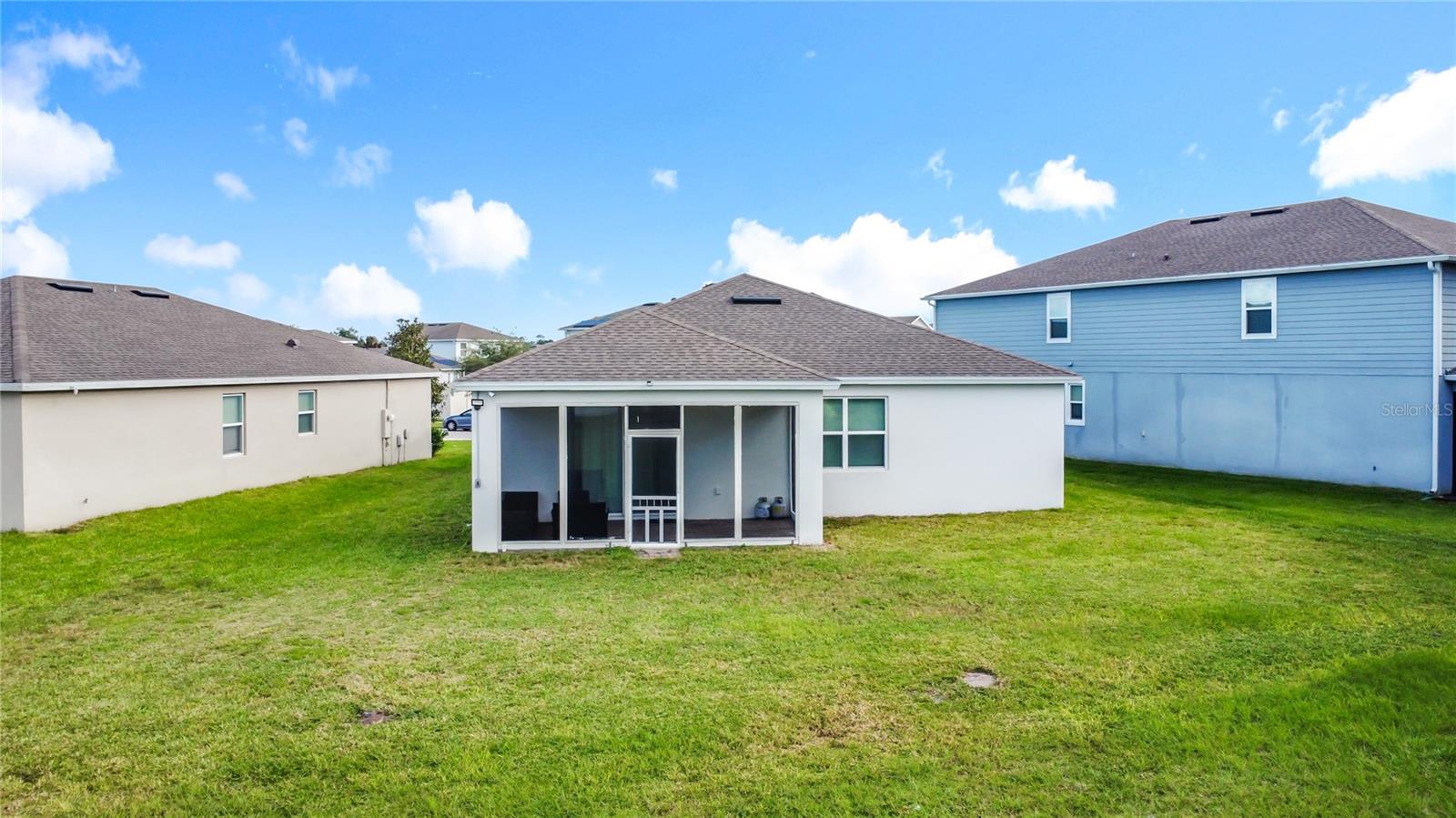 LIVE OAK LAKE PH 1 - Residential Lease