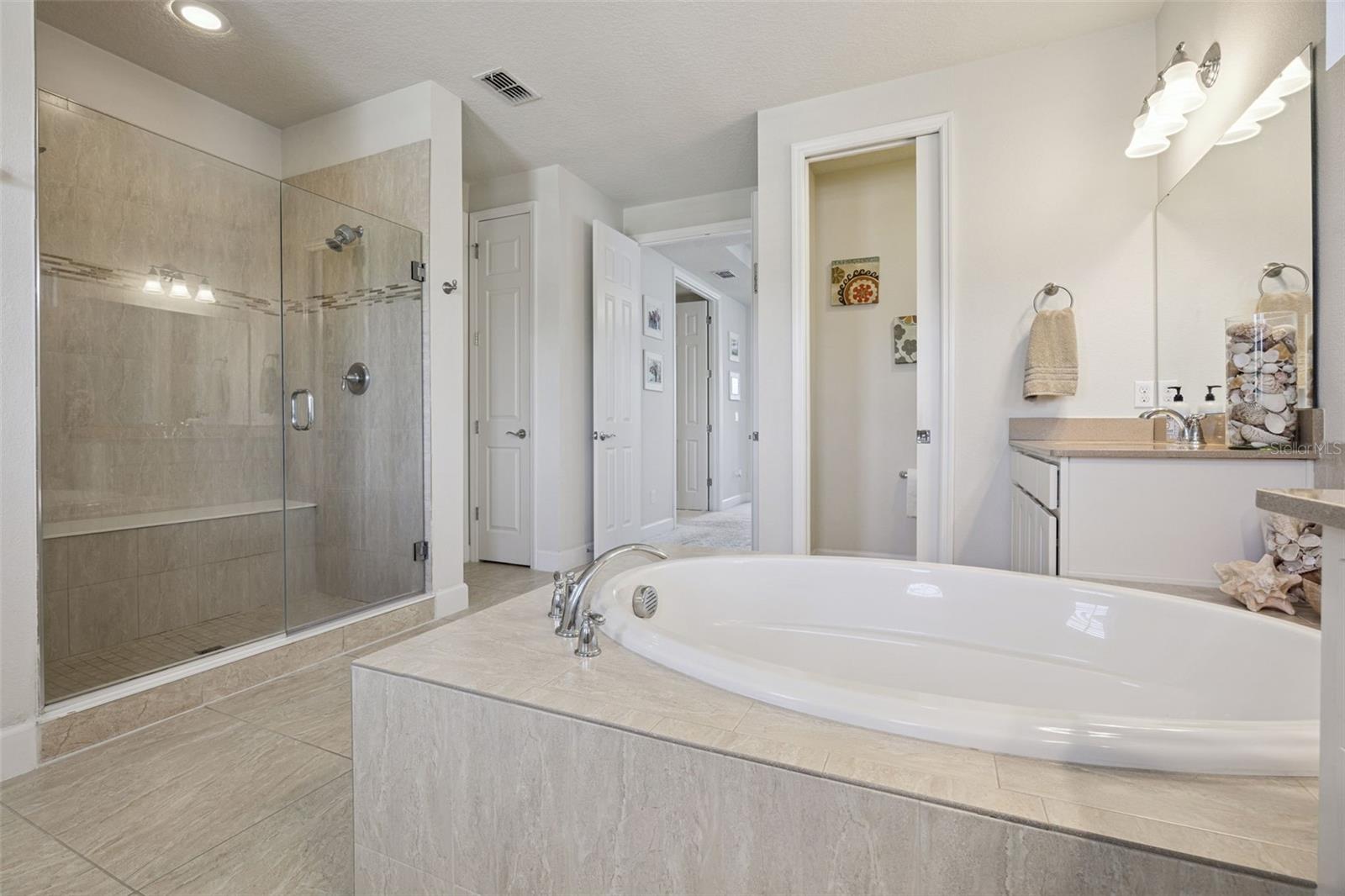 ROYAL LEGACY ESTATES - Residential