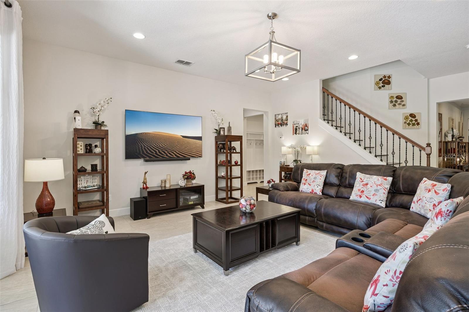 ROYAL LEGACY ESTATES - Residential