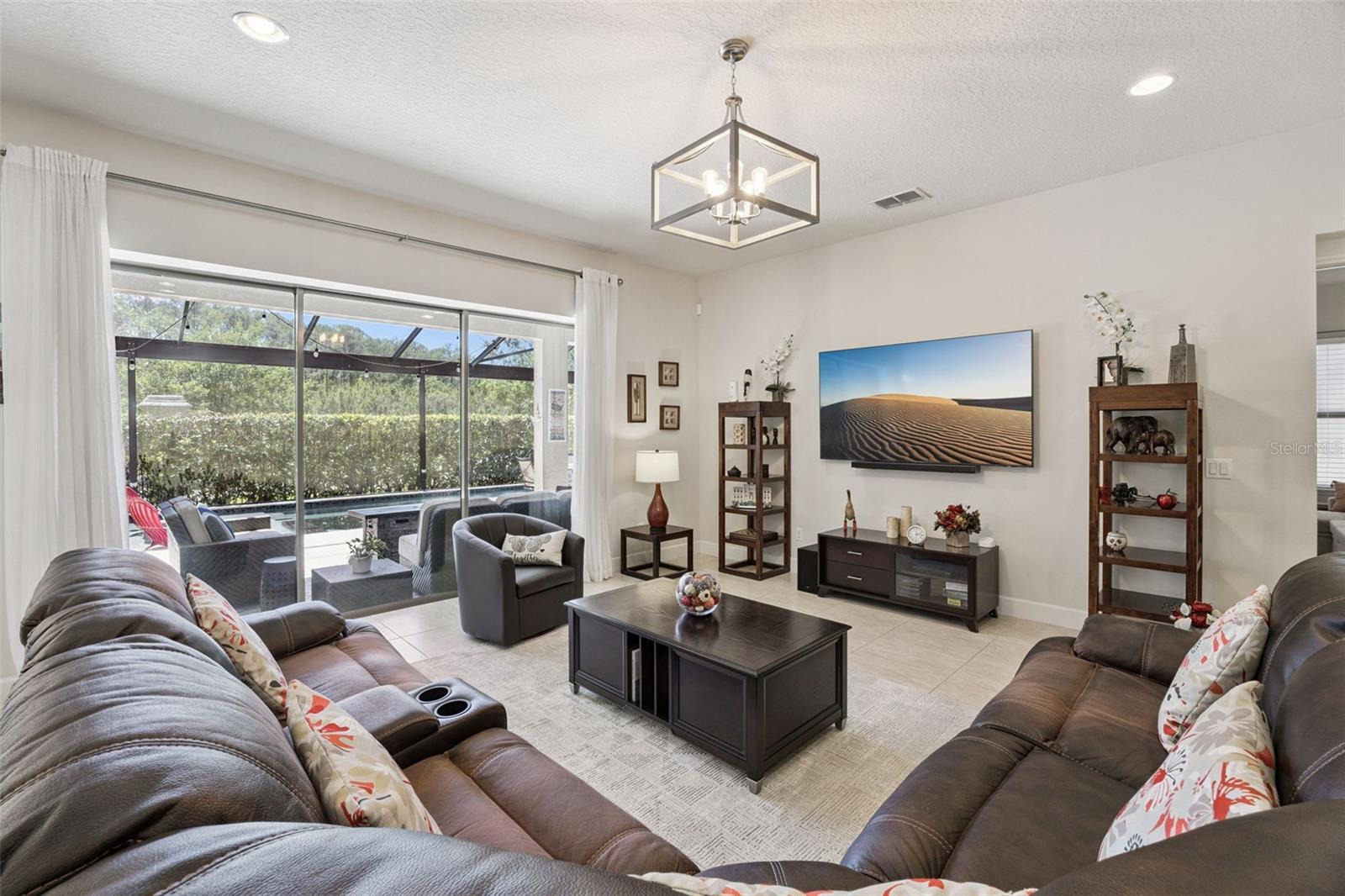 ROYAL LEGACY ESTATES - Residential