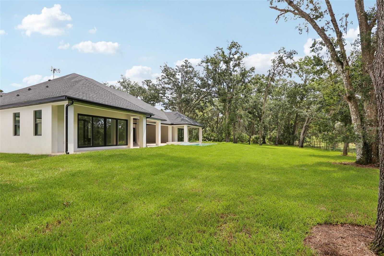 SANCTUARY ON LIVINGSTON PHASE 4 - Residential