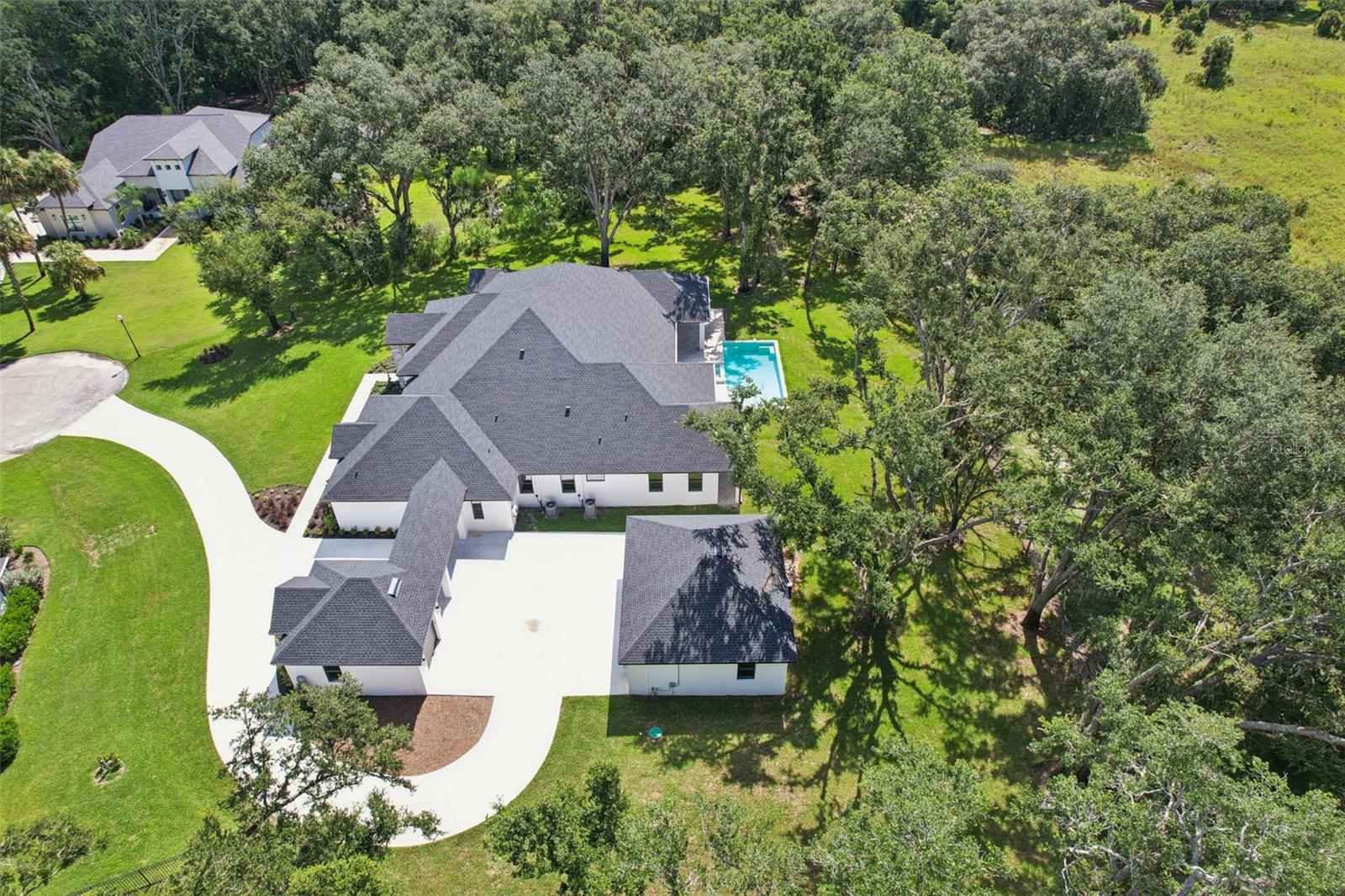 SANCTUARY ON LIVINGSTON PHASE 4 - Residential