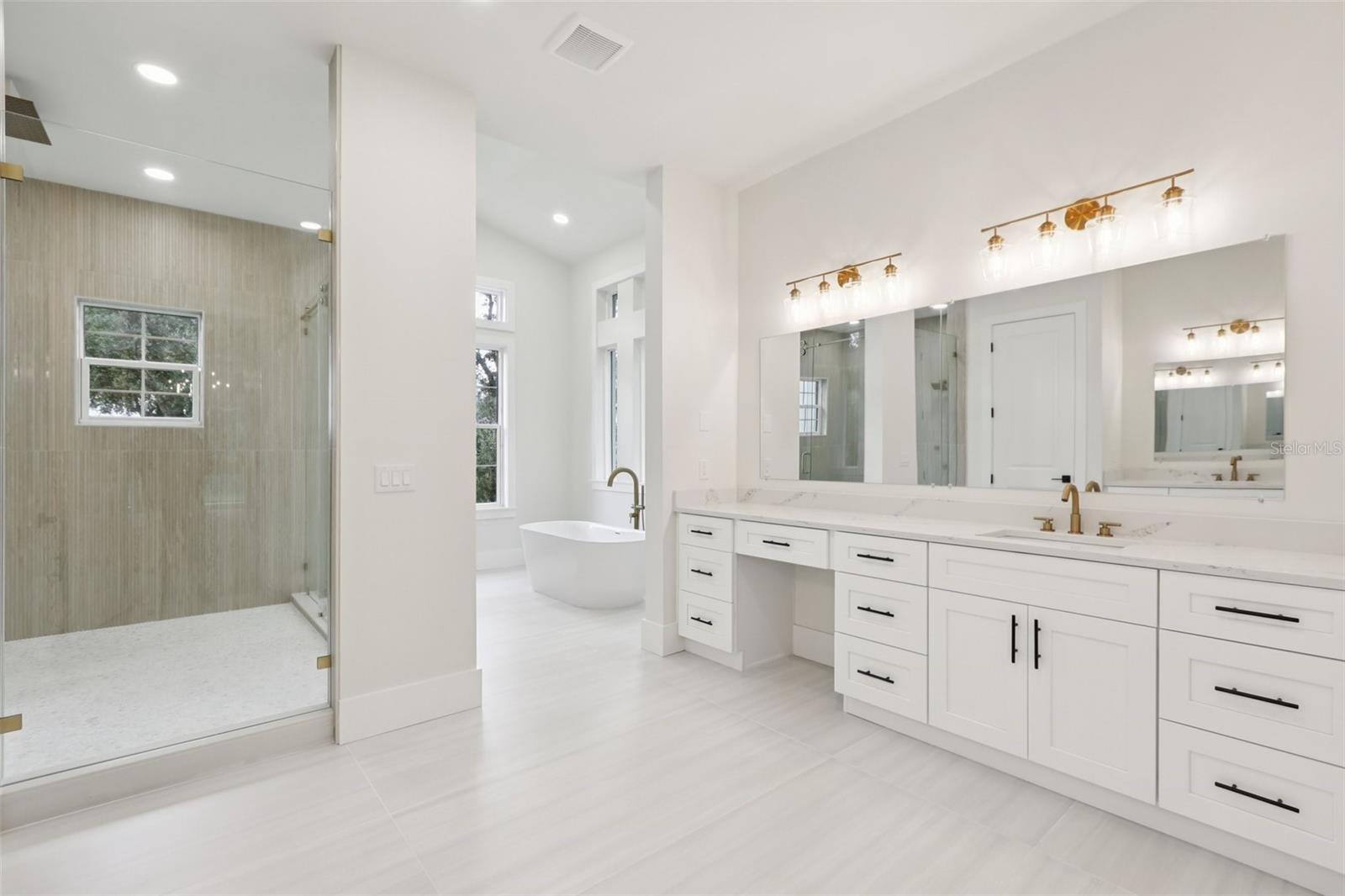 SANCTUARY ON LIVINGSTON PHASE 4 - Residential