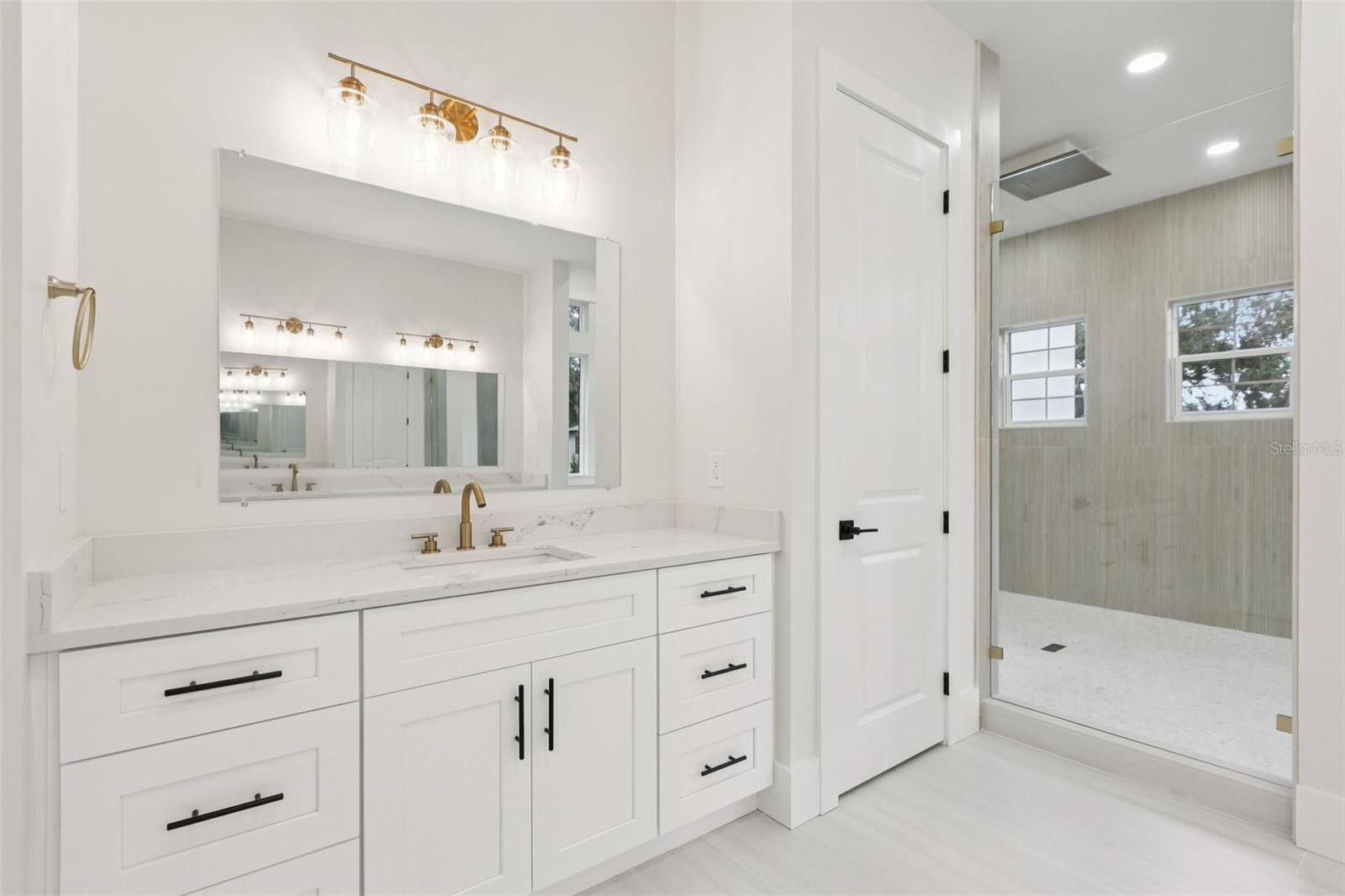 SANCTUARY ON LIVINGSTON PHASE 4 - Residential