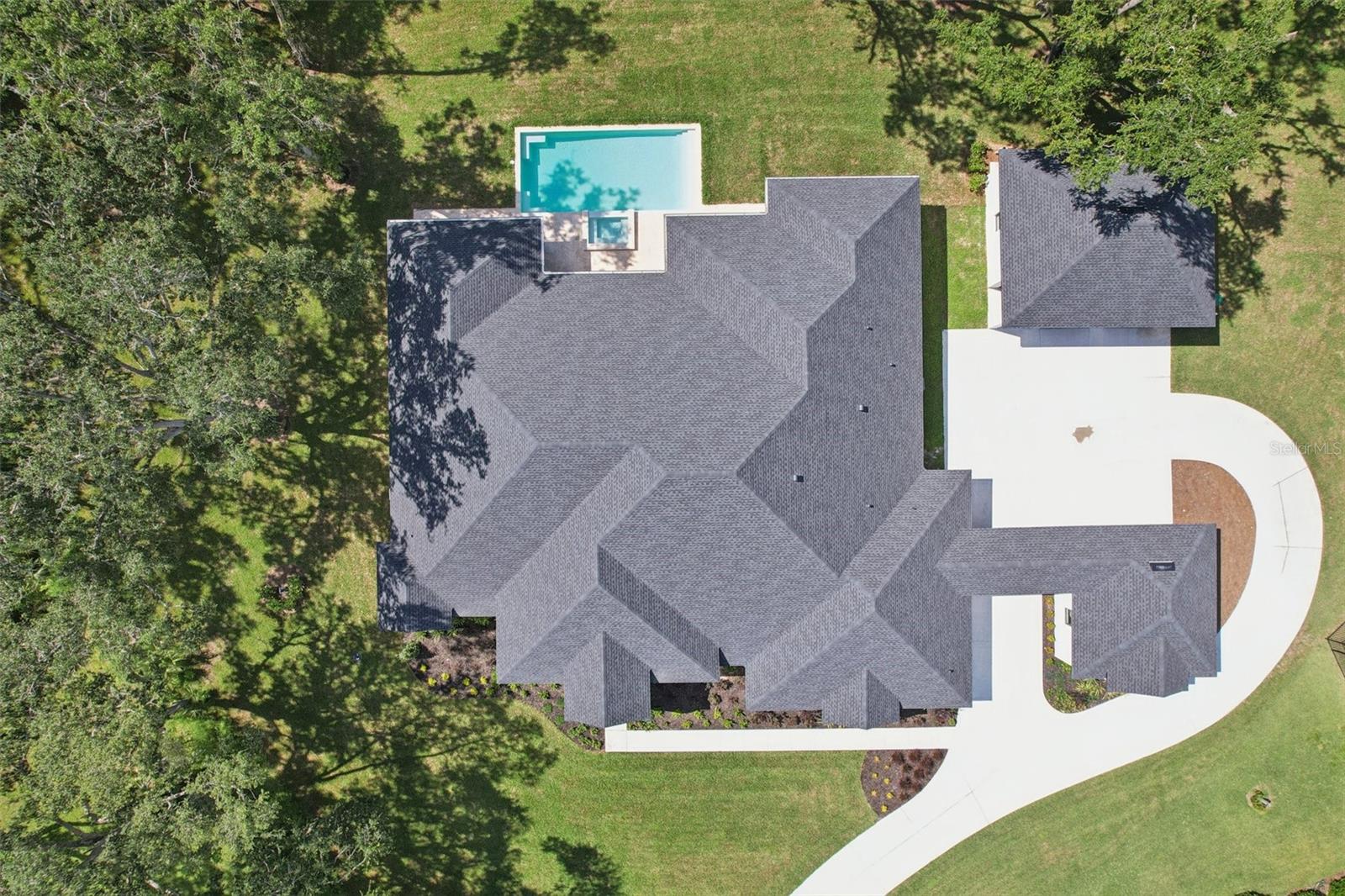 SANCTUARY ON LIVINGSTON PHASE 4 - Residential