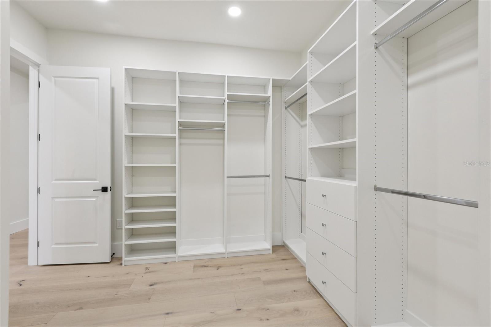 SANCTUARY ON LIVINGSTON PHASE 4 - Residential