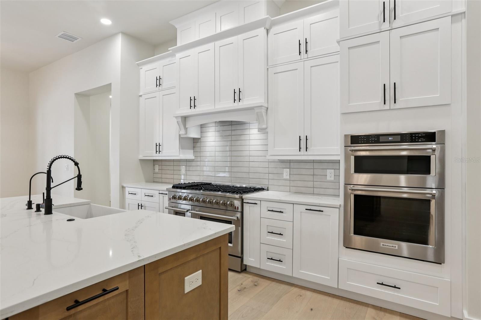 SANCTUARY ON LIVINGSTON PHASE 4 - Residential