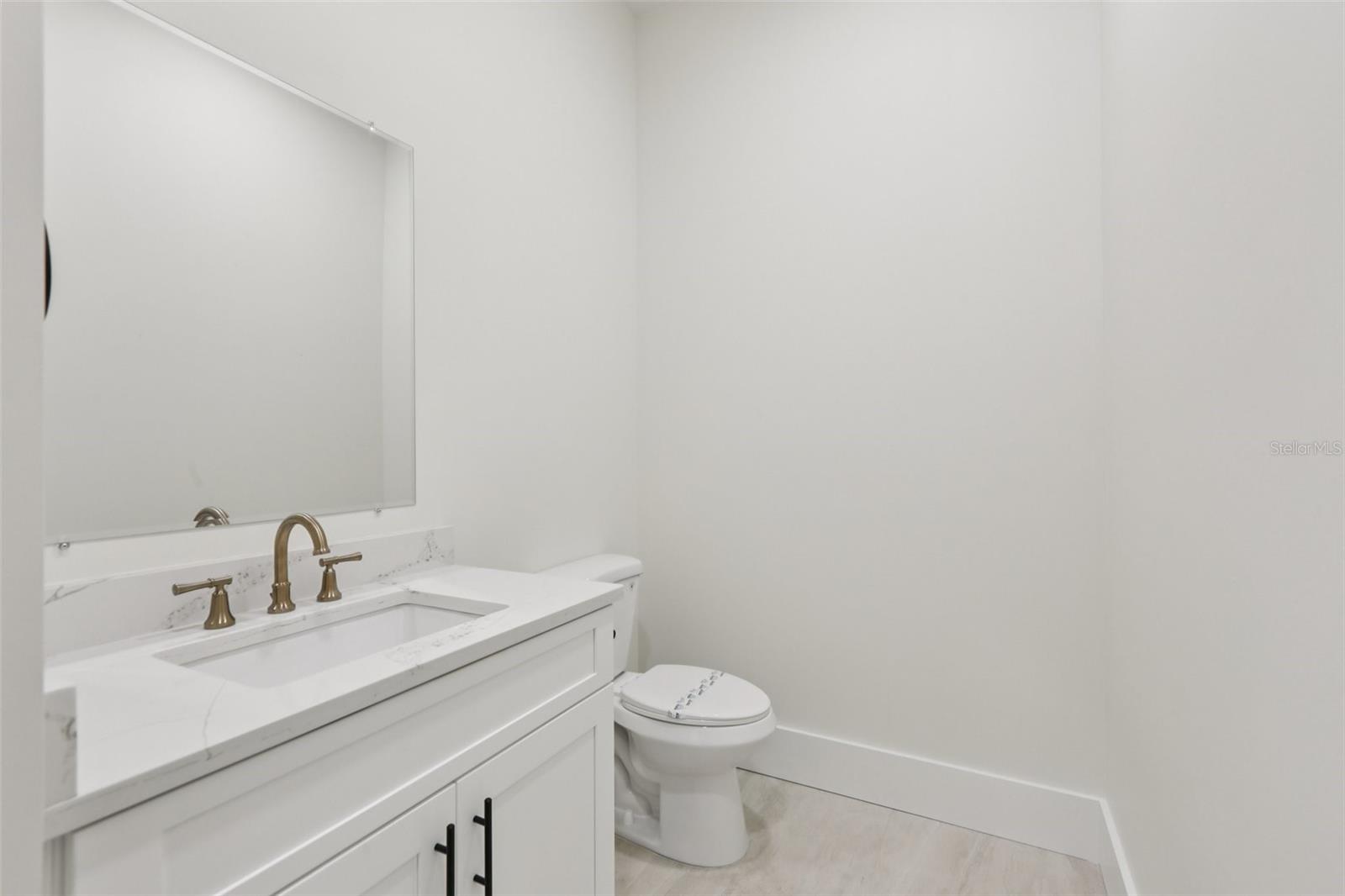 SANCTUARY ON LIVINGSTON PHASE 4 - Residential