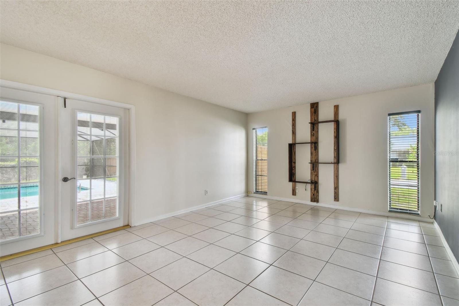 NORTHDALE GOLF CLB SEC D UN 1 - Residential