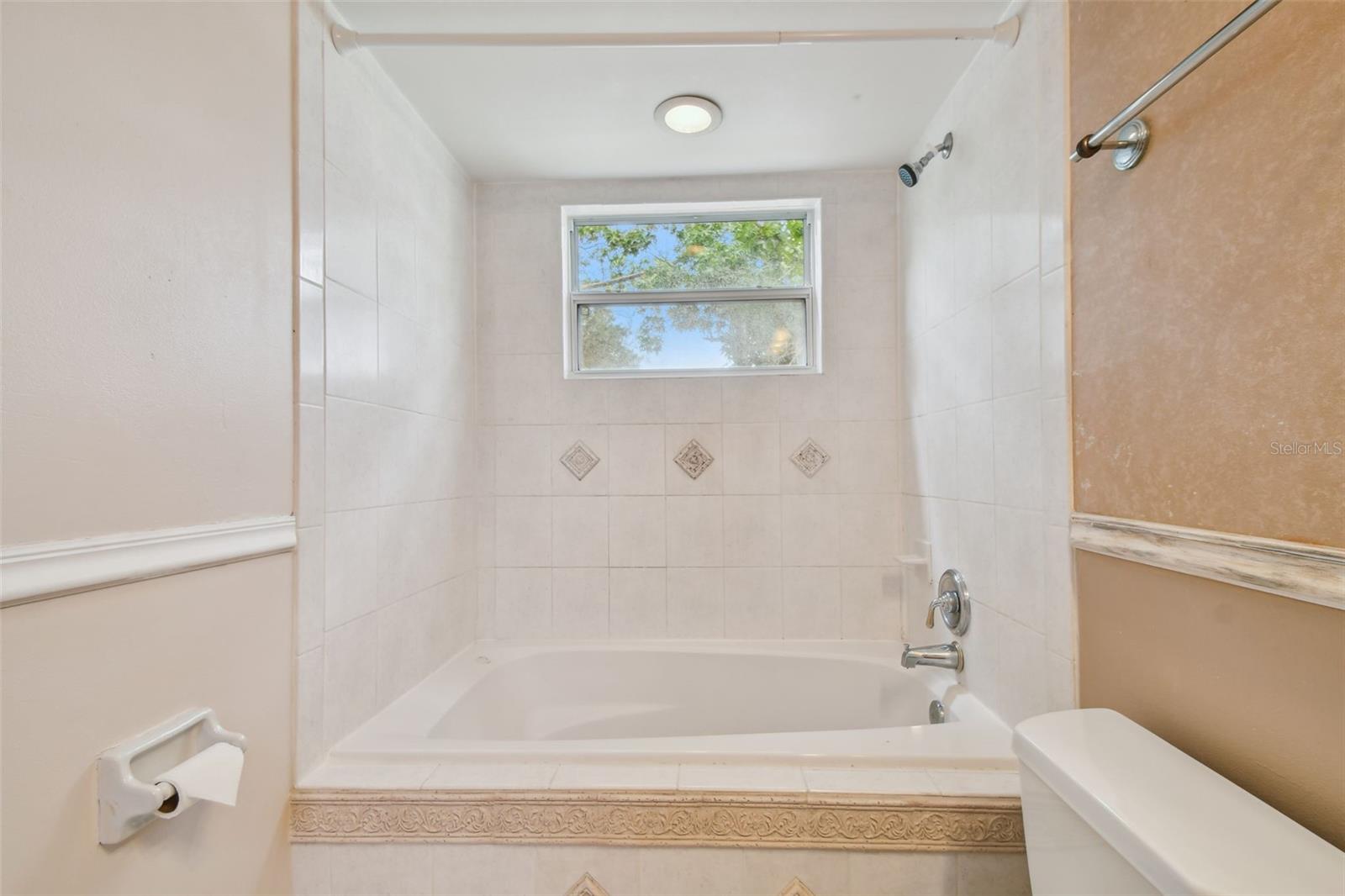 NORTHDALE GOLF CLB SEC D UN 1 - Residential