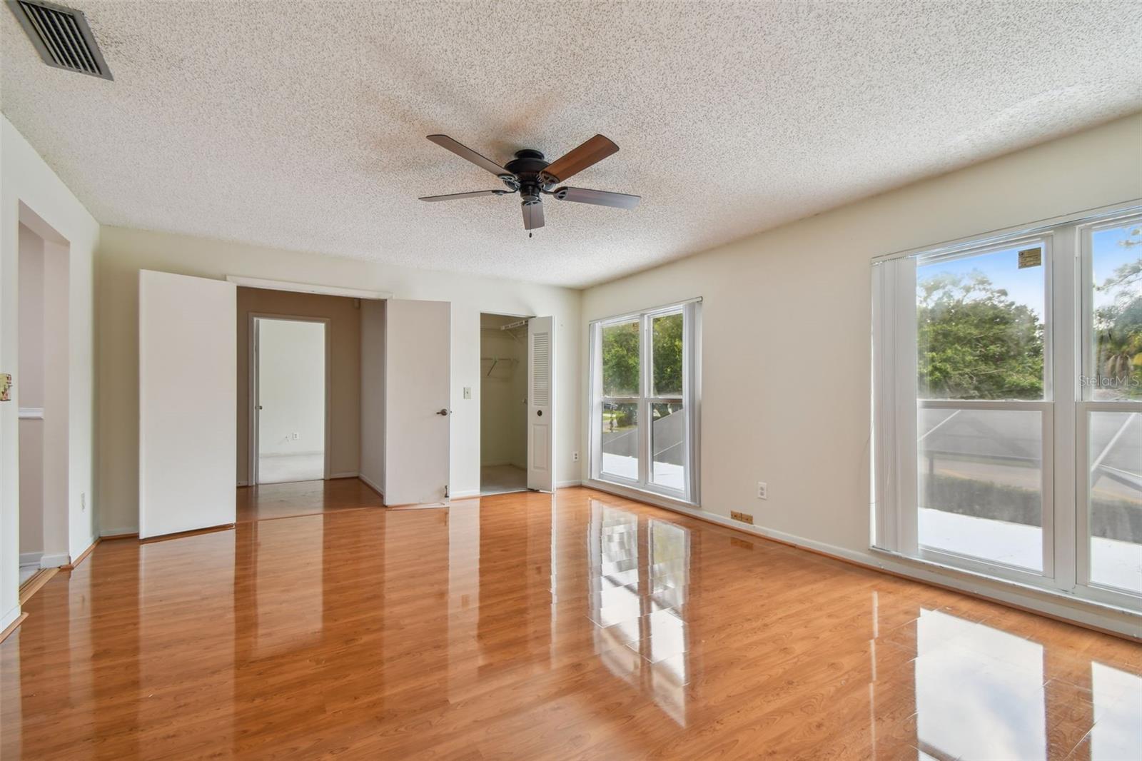 NORTHDALE GOLF CLB SEC D UN 1 - Residential