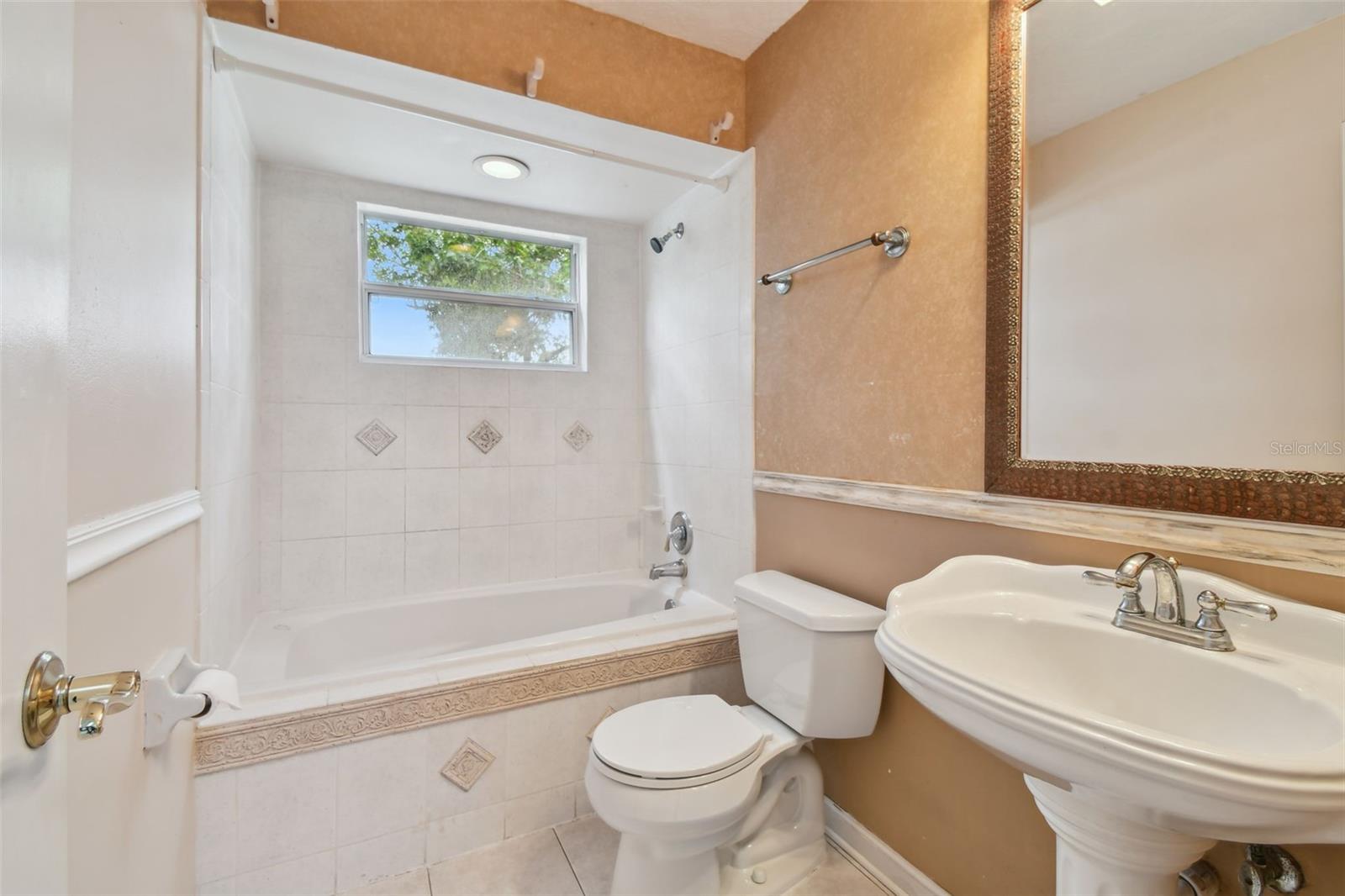 NORTHDALE GOLF CLB SEC D UN 1 - Residential