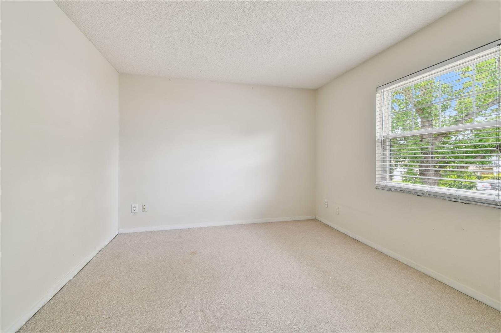 NORTHDALE GOLF CLB SEC D UN 1 - Residential