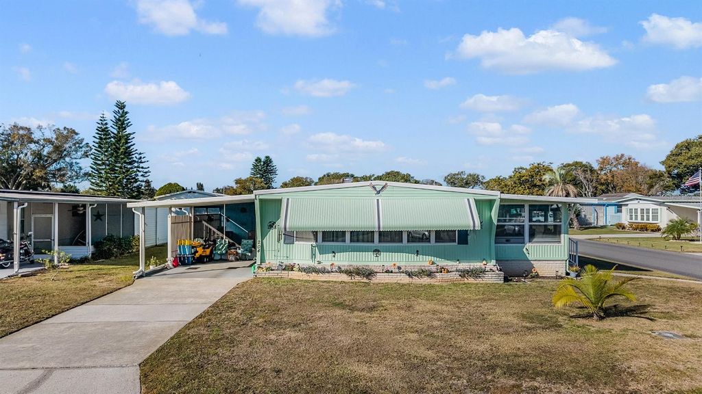 Photo of 1610 Reynolds Road #204, Lakeland, FL 33801 (MLS # TB8462700)