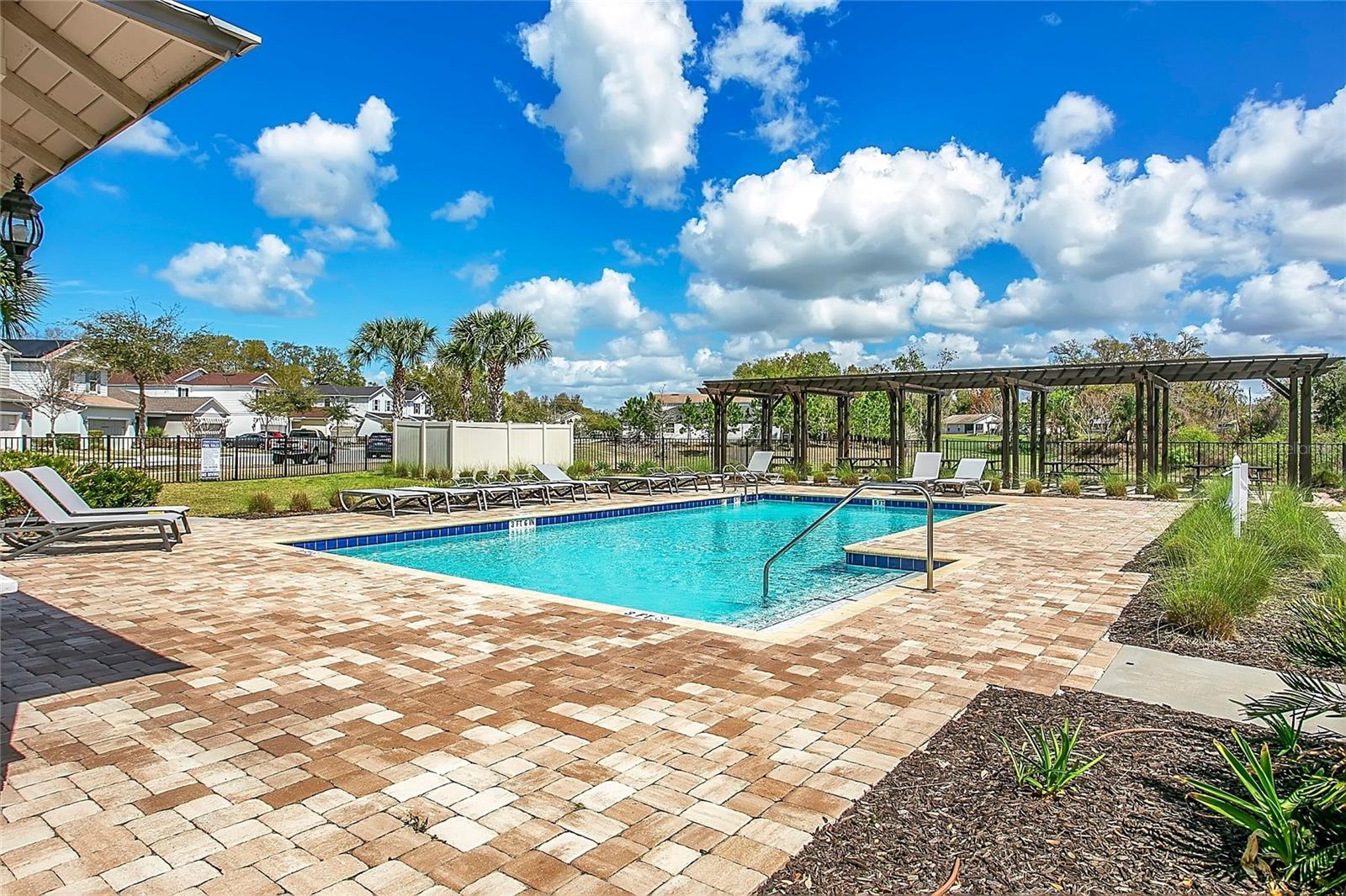 LONGLEAF/OAKLAND REP - Residential