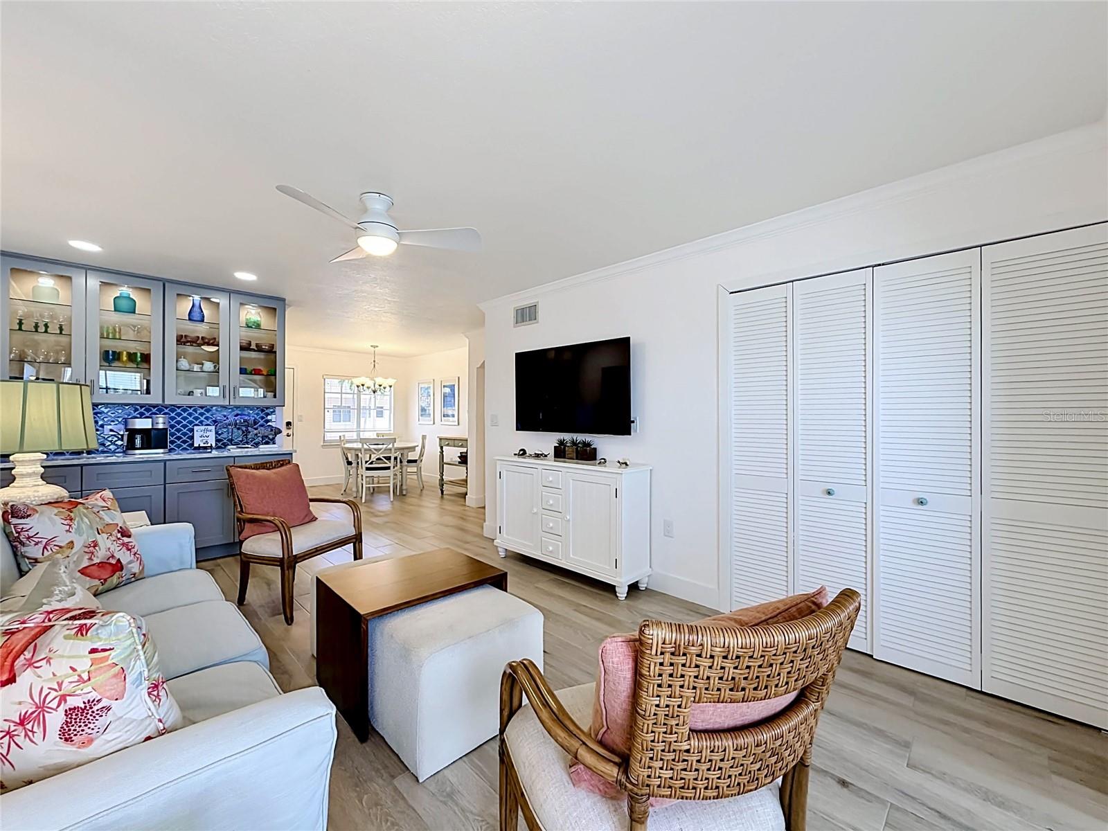 BAREFOOT BEACH RESORT OF INDIAN SHORES - Residential
