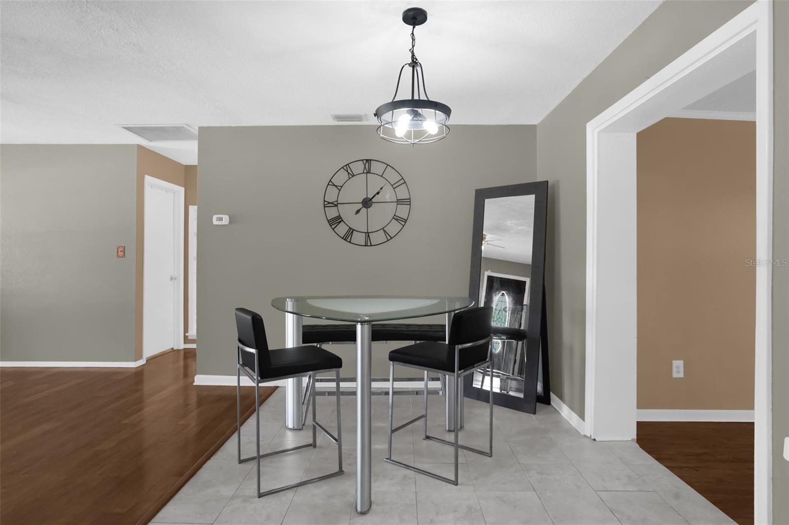 SUNLAND ESTATES 1ST ADD - Residential