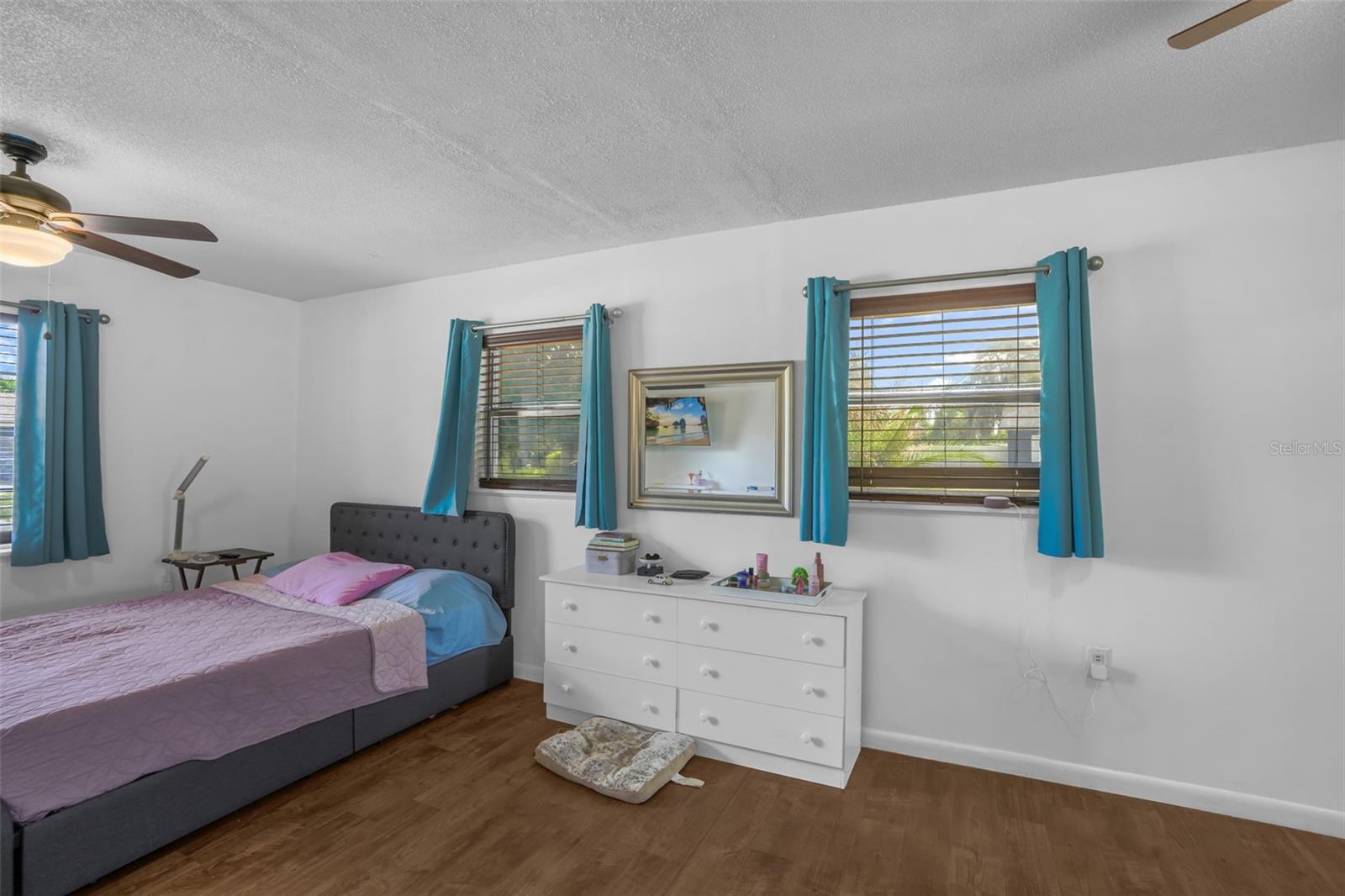SUNLAND ESTATES 1ST ADD - Residential