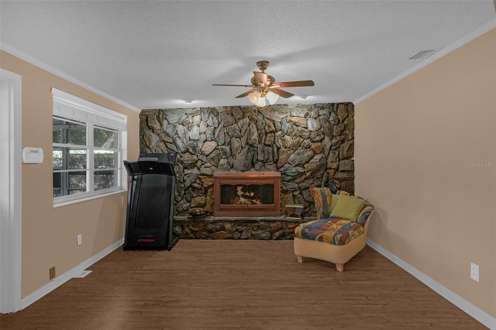 SUNLAND ESTATES 1ST ADD - Residential