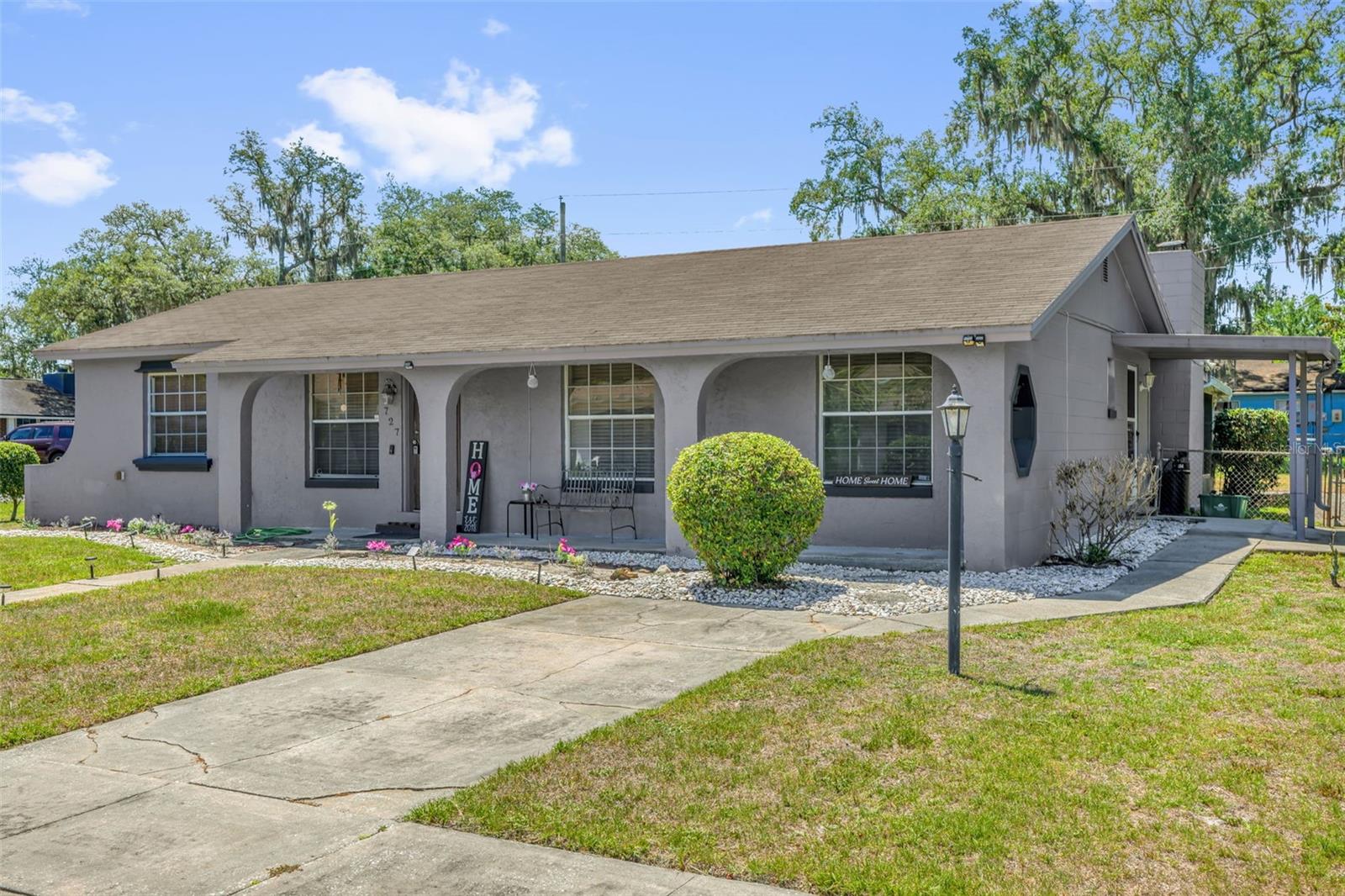 727 BAYWOOD CIRCLE
