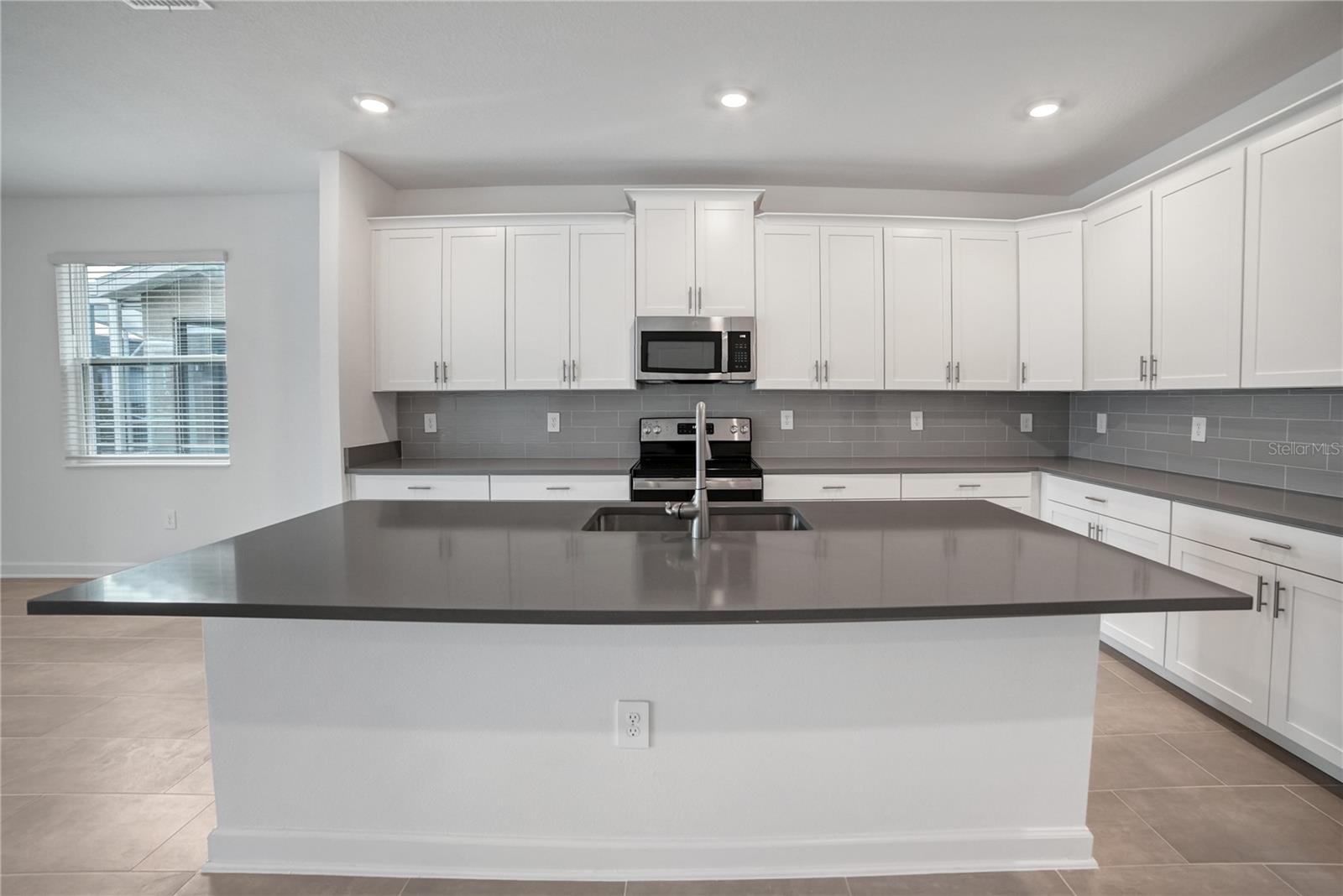 STONEYBROOK SOUTH NORTH PCL PH - Residential Lease