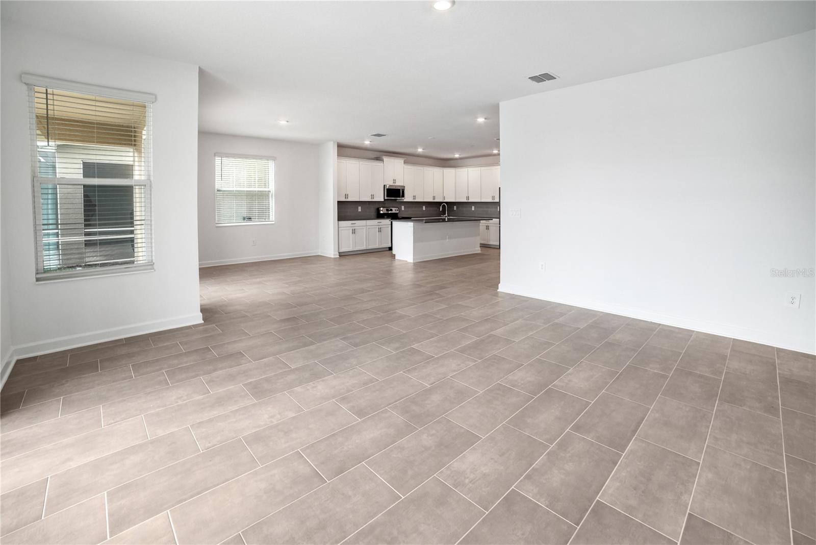 STONEYBROOK SOUTH NORTH PCL PH - Residential Lease
