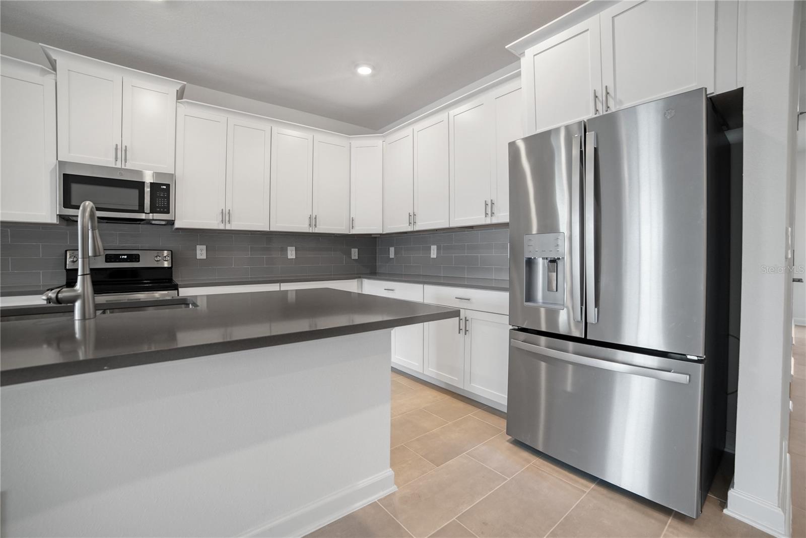 STONEYBROOK SOUTH NORTH PCL PH - Residential Lease