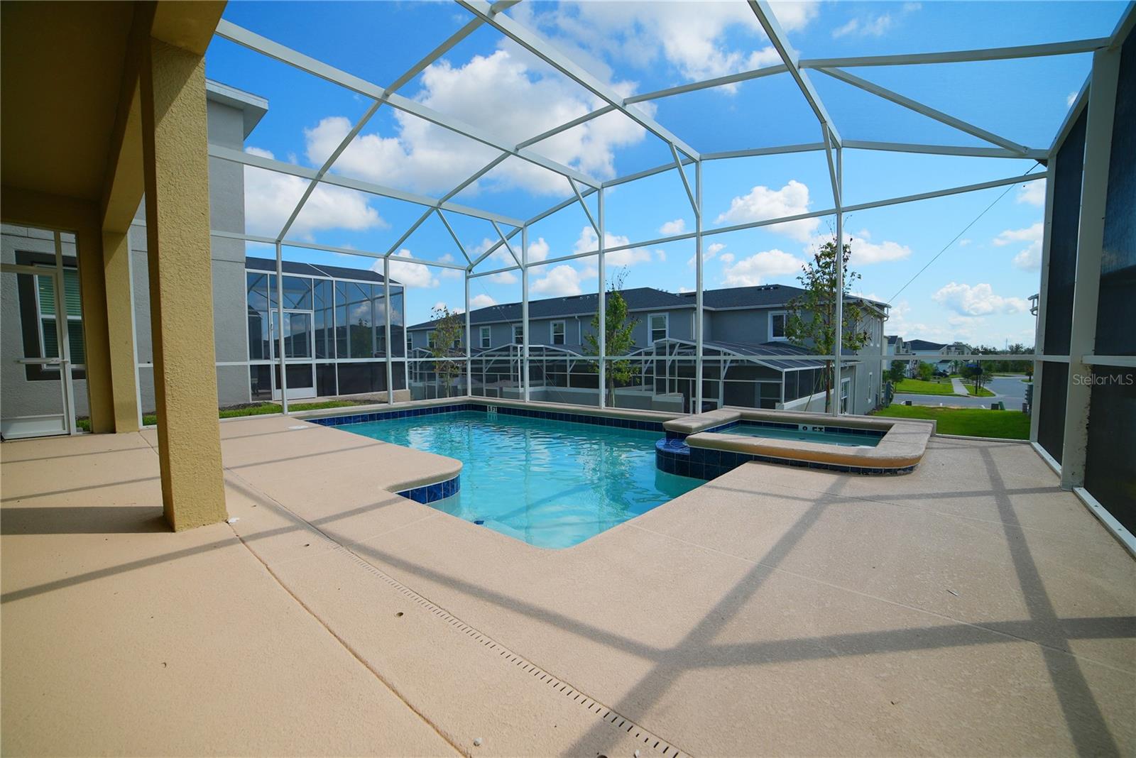 STONEYBROOK SOUTH NORTH PCL PH - Residential Lease
