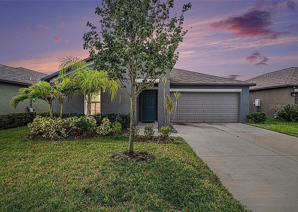Photo of 10447 Alder Green Drive, Riverview, FL 33578 (MLS # J995762)