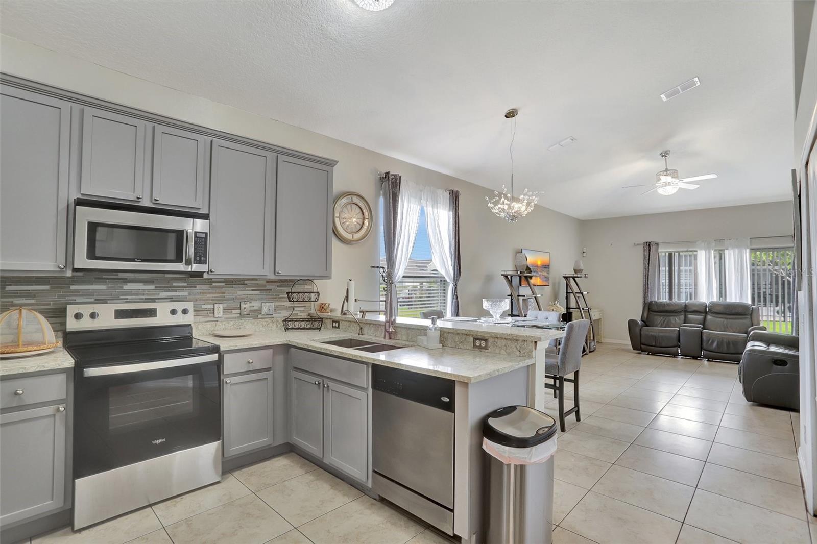 WYNDHAM LAKES ESTATES - Residential Lease