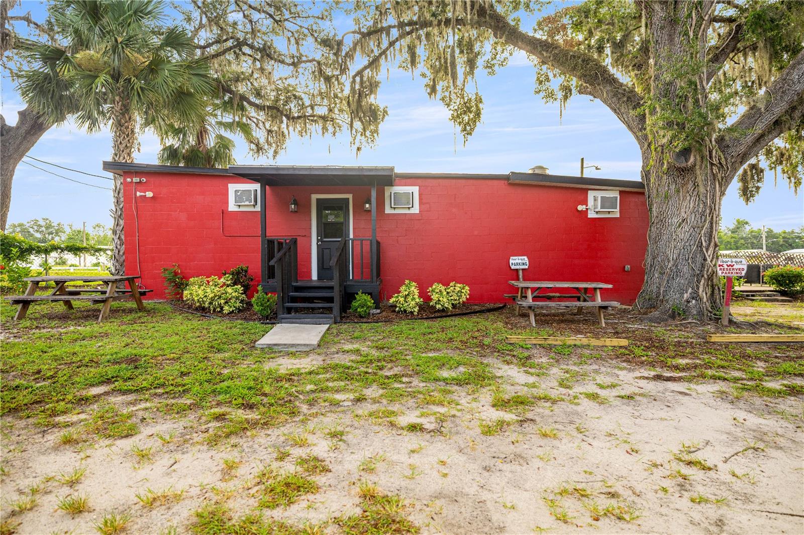 FRUITLAND PARK CASA LOMA - Commercial Sale