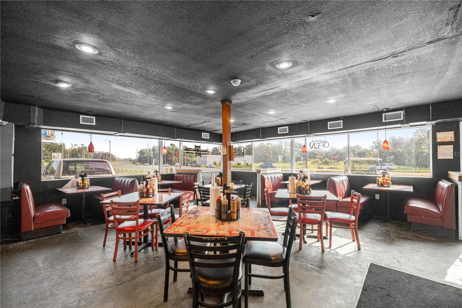 FRUITLAND PARK CASA LOMA - Commercial Sale