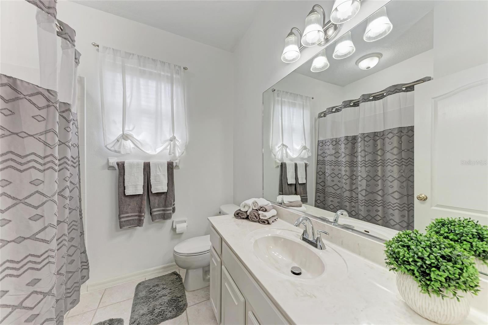 RIVERWALK VILLAGE SUBPHASE F - Residential