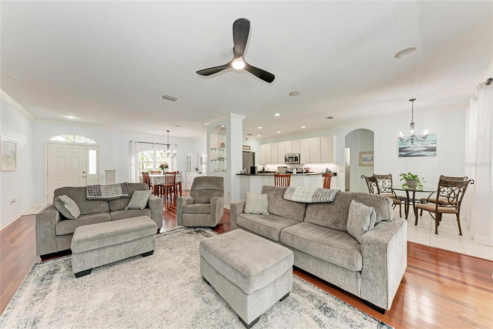 RIVERWALK VILLAGE SUBPHASE F - Residential
