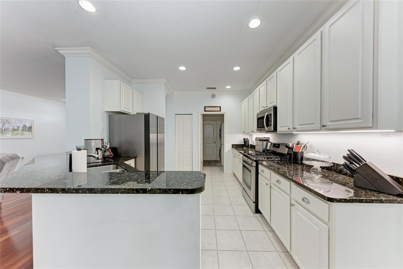 RIVERWALK VILLAGE SUBPHASE F - Residential