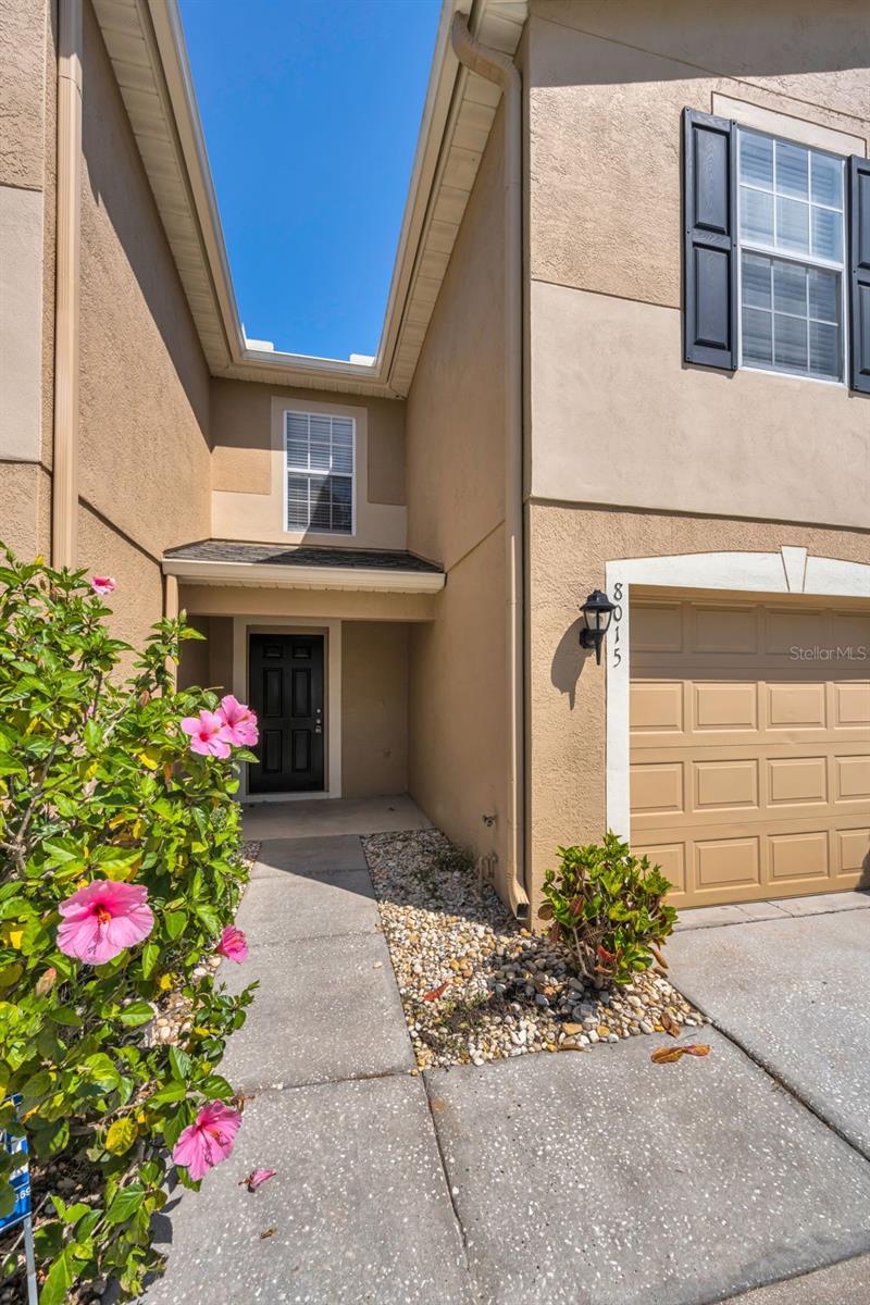 8015 SAVANNAH SUNSET LANE