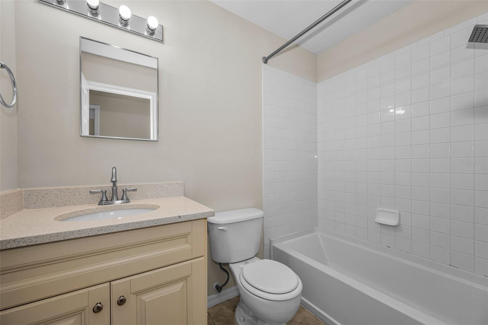 EDGEWATER PLACE - Residential