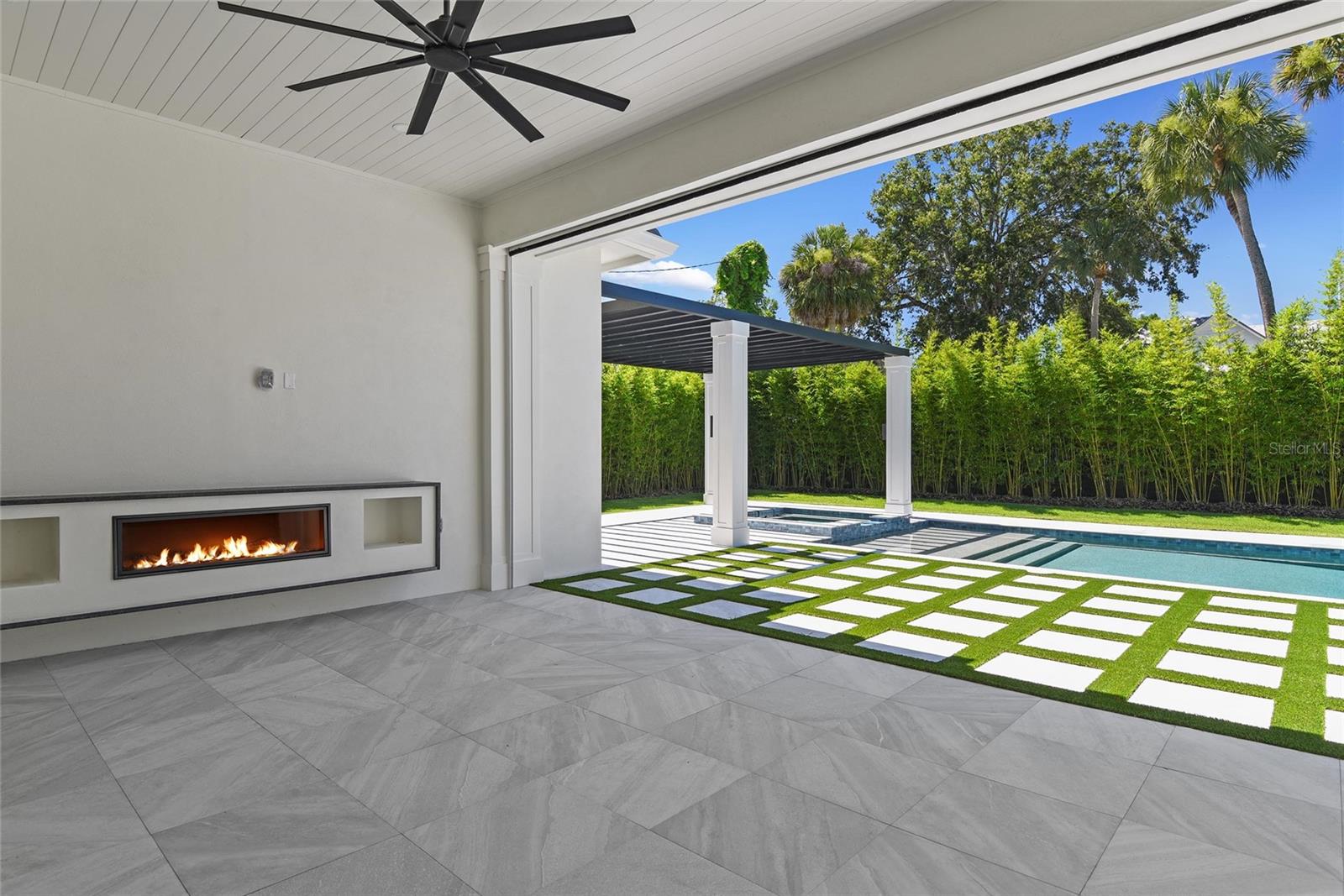 COMSTOCK PARK - Residential