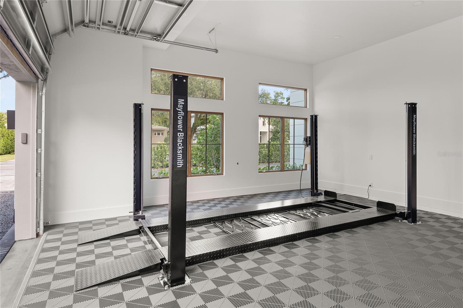 COMSTOCK PARK - Residential