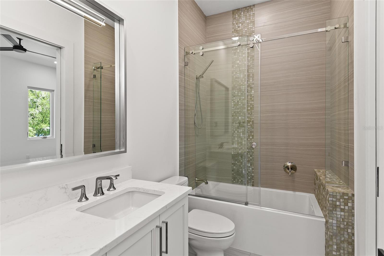 COMSTOCK PARK - Residential